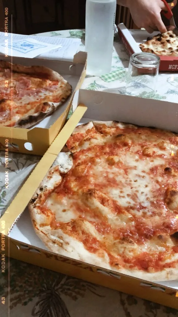 Alessia Tomasone_Mcfast Pizza & Burger_Macerata_review