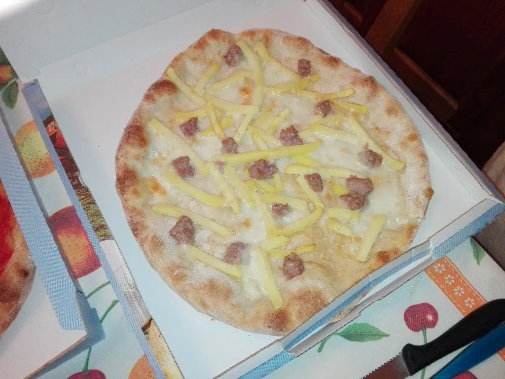 Lorenzo Eugeni_Just And Pizza di Giustozzi Andrea_Macerata_review