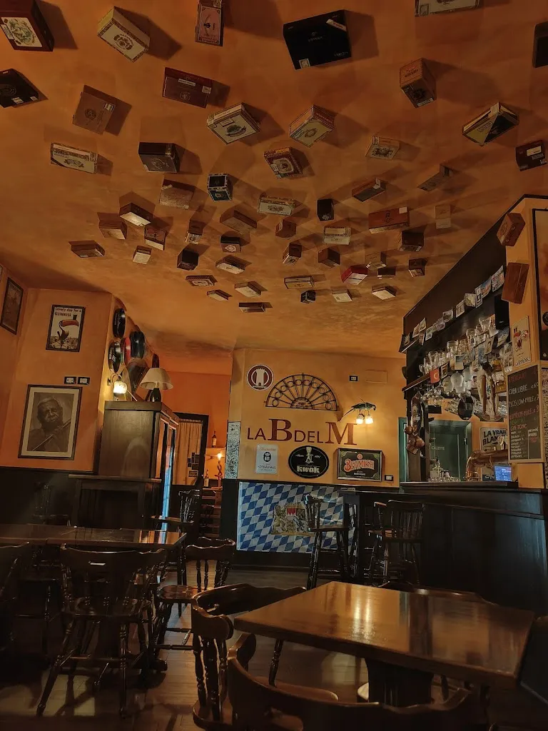 La Bodeguita Del Medio Di Tamburrini Lucio E' C. Sas restaurant in Monsampolo del Tronto