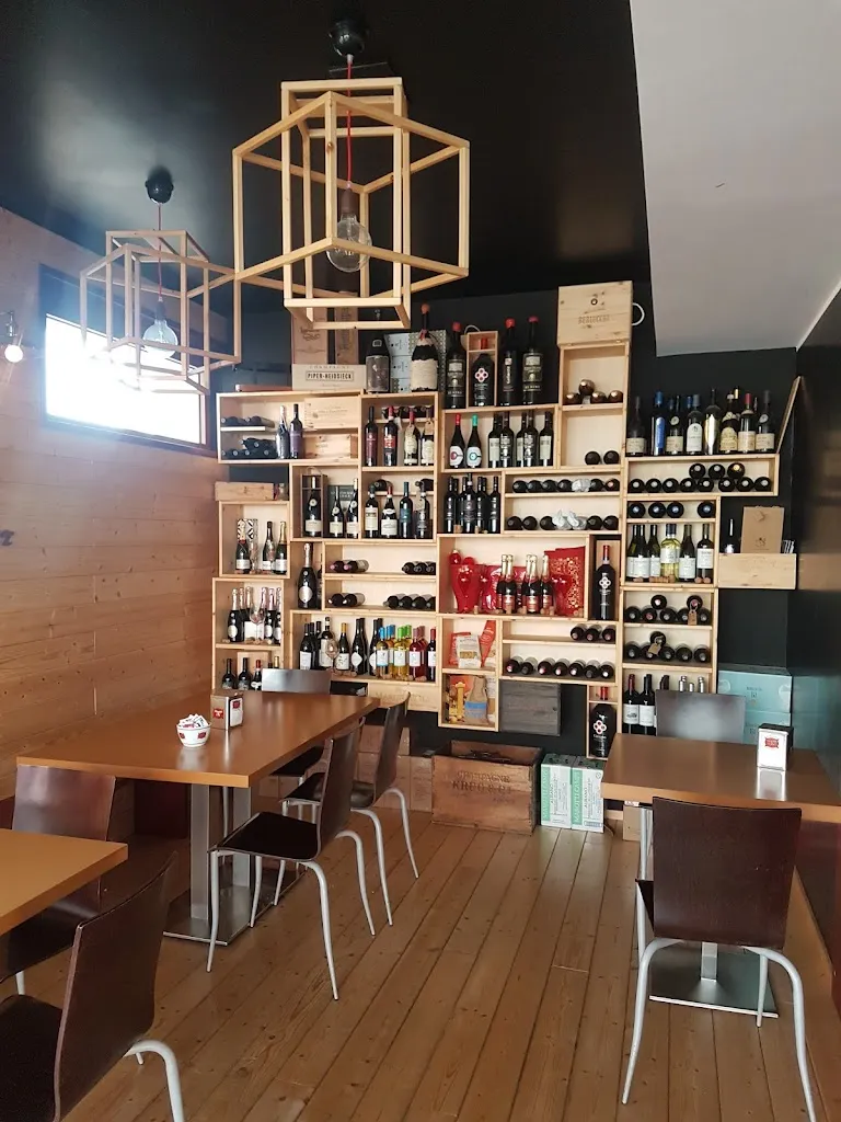 marco vignaroli_Magic Caffè_Monsampolo del Tronto_recensione