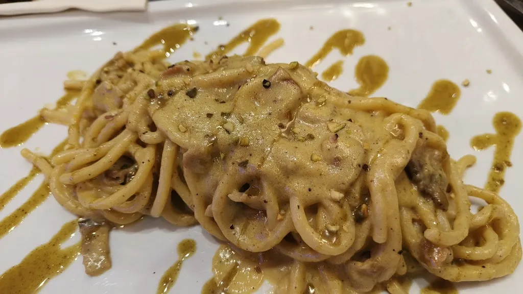 Tamás Polónyi_La Lampada_Mogliano_review