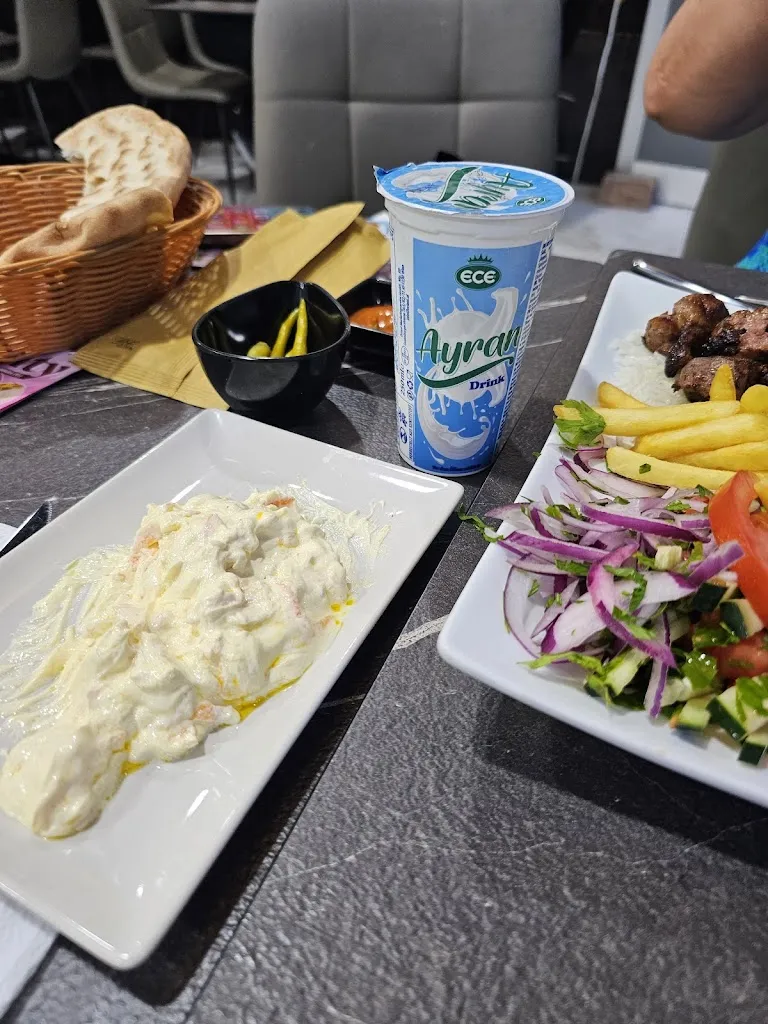 AS AV_Istanbul Kebab Grill House 12_Mogliano_recensione