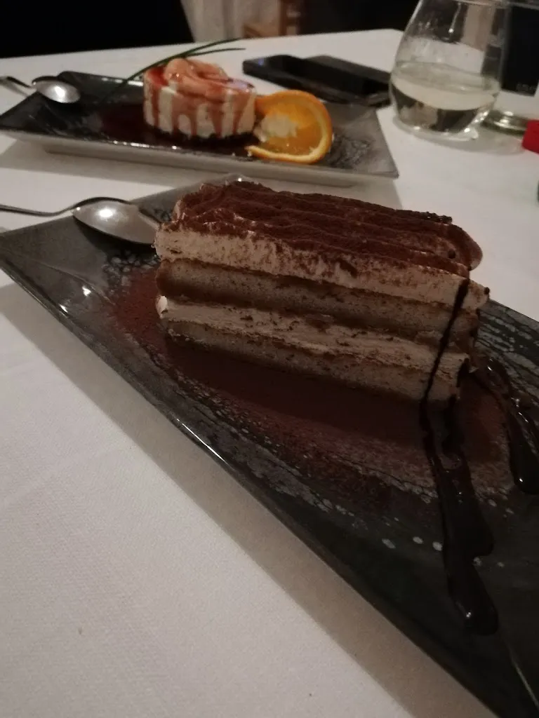 Menu_WHITE restaurant_Casarano_image_8