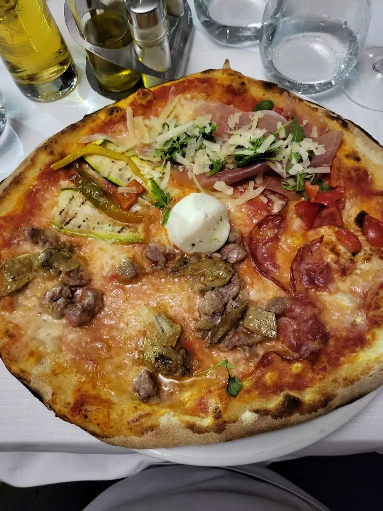 Guenther Werner_WHITE restaurant_Casarano_review