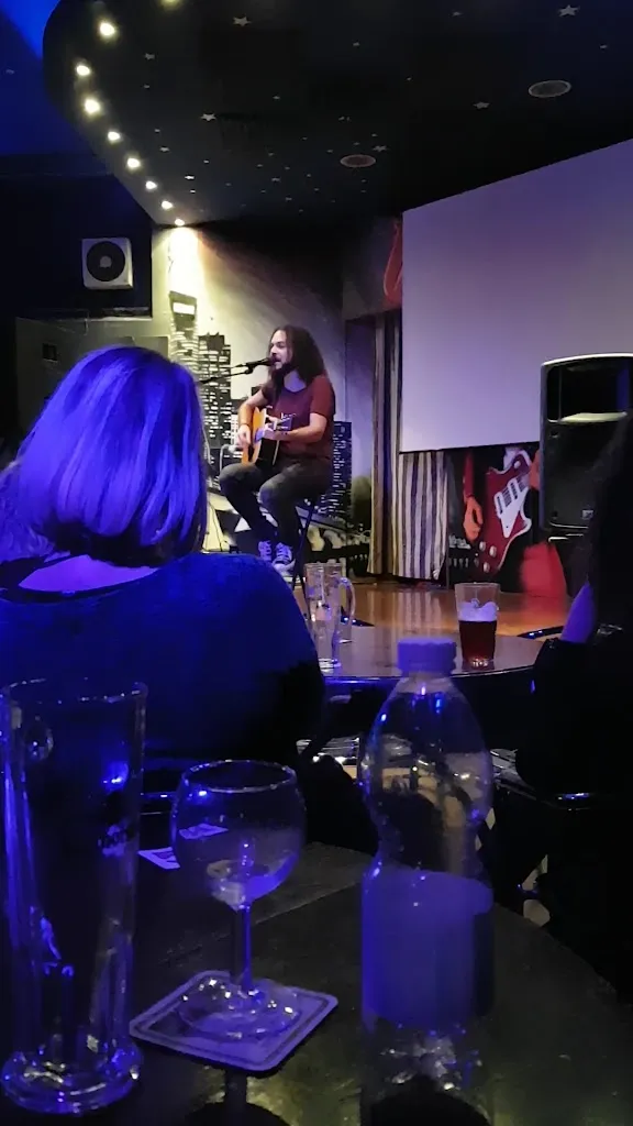 Blaster music pub_Monsano_slider_image_2