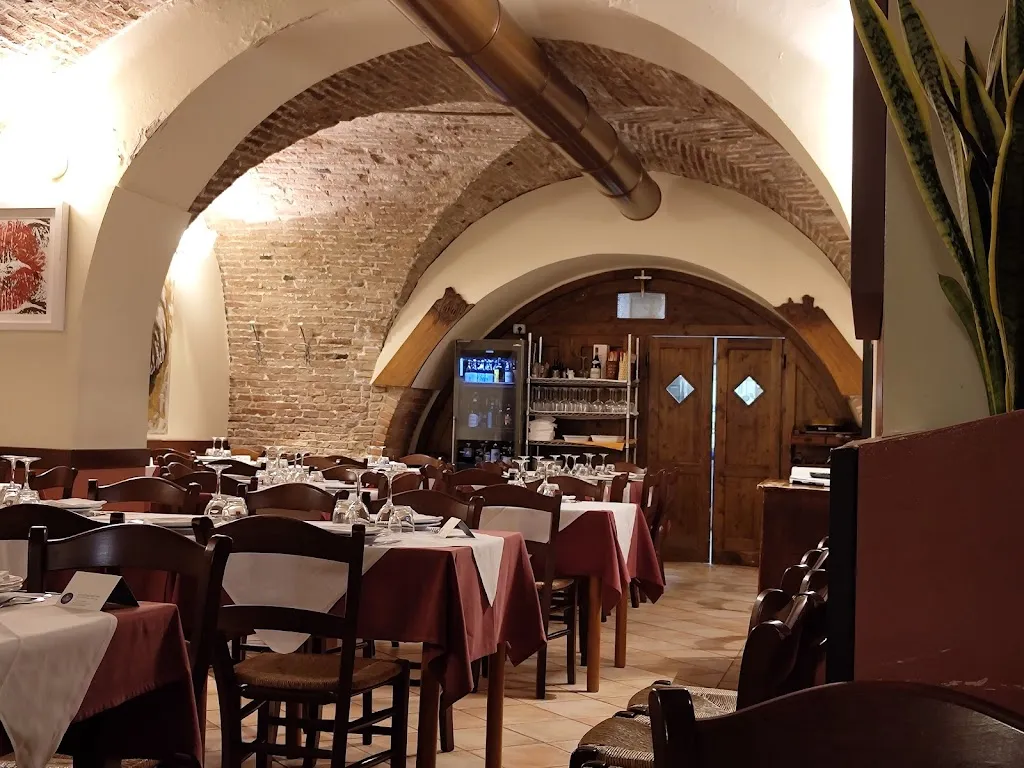 Chiostro Dell'avis_Mondolfo_slider_image_3