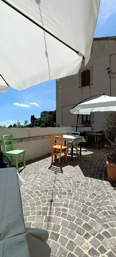 Sottoscala Gusteria restaurant in Montalto delle Marche