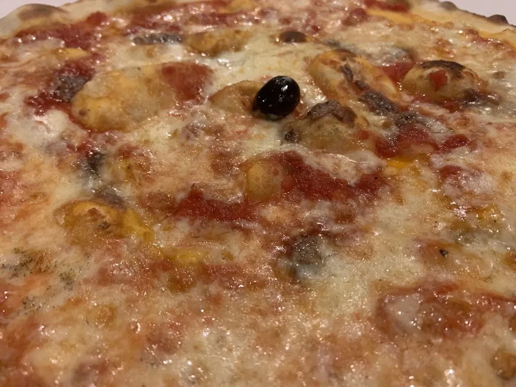 Jeroen van Teunenbroek_Pizzeria 4 Venti_Montalto delle Marche_review