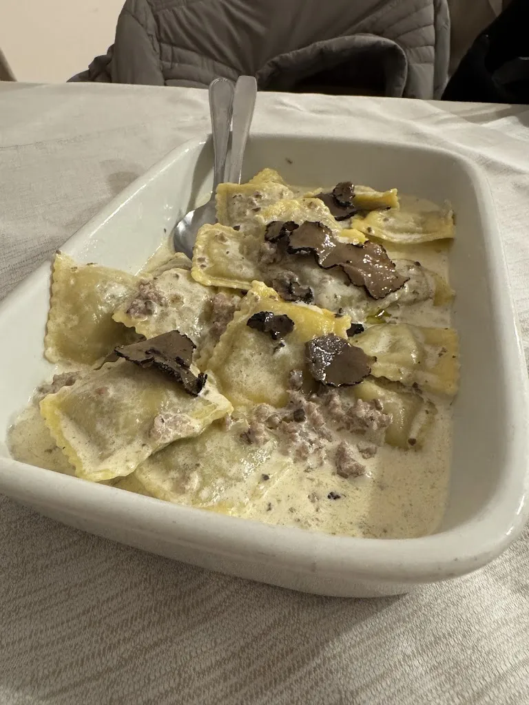 Emanuele Serbati_Agriturismo Due Pini_Montalto delle Marche_review