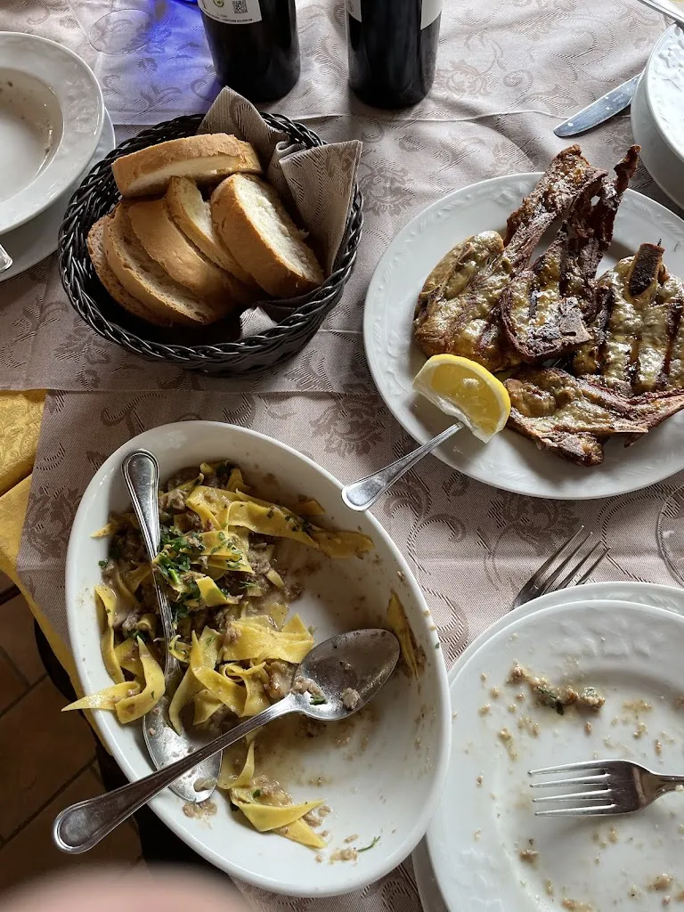 Me Mu_Agriturismo Montorso_Monte Rinaldo_review