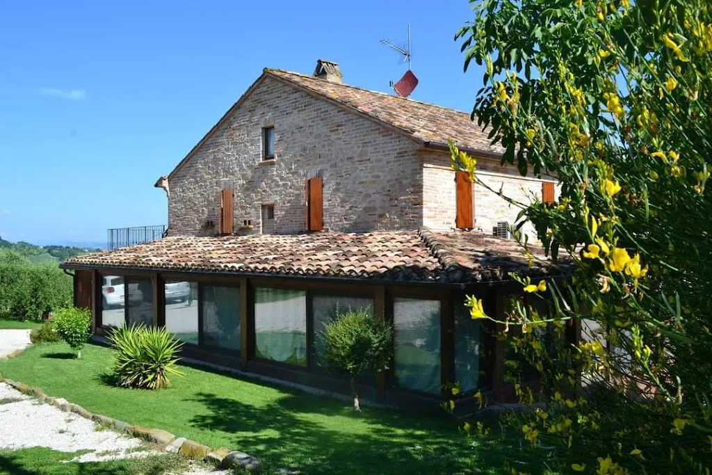 Agriturismo Montorso_Monte Rinaldo_slider_image_1