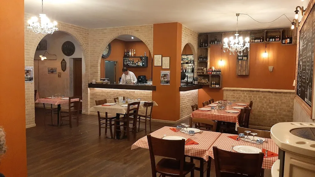 Nesma Nietz_Altobelli's_Monte Rinaldo_review