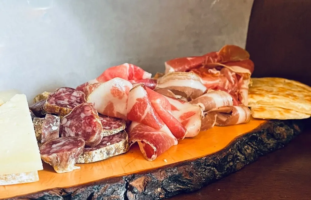 Da Chicco Ristorantino Quasi Tipico_Monte Grimano Terme_slider_image_3