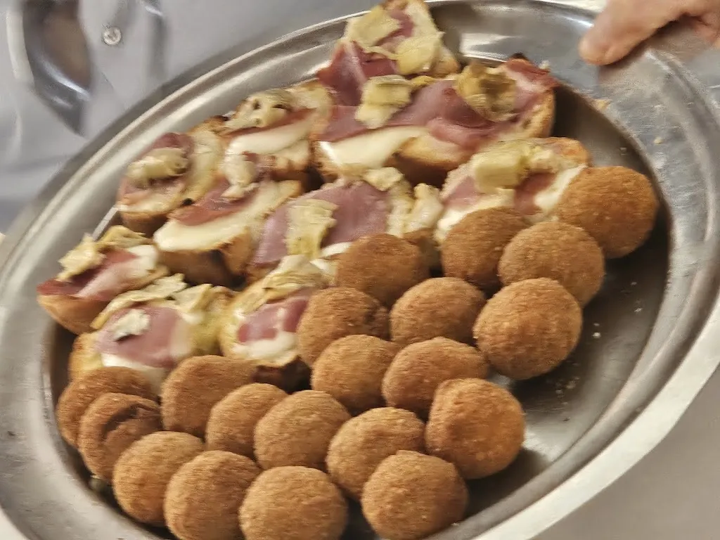 Dei Priori_Monte San Martino_slider_image_3