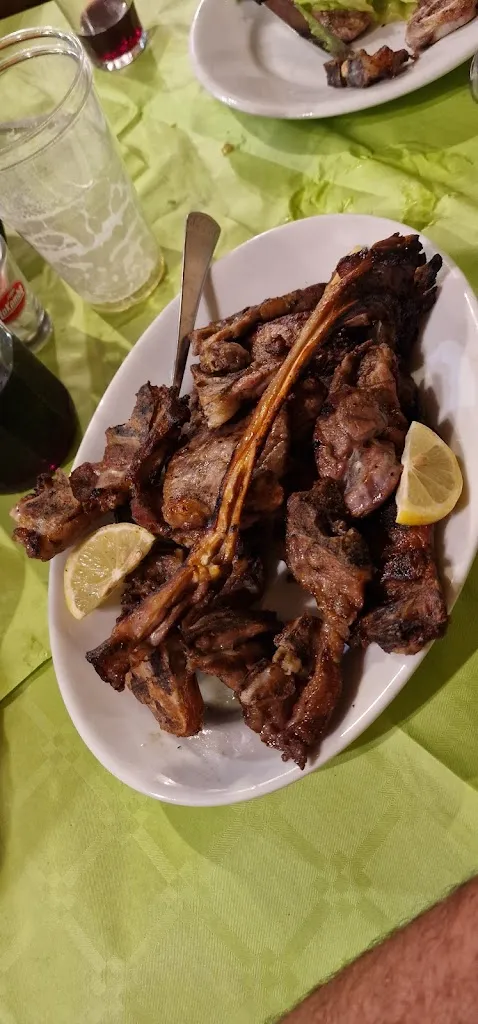 Sumi Bargotra_Agriturismo Giulietto Mecozzi_Monte San Martino_recensione