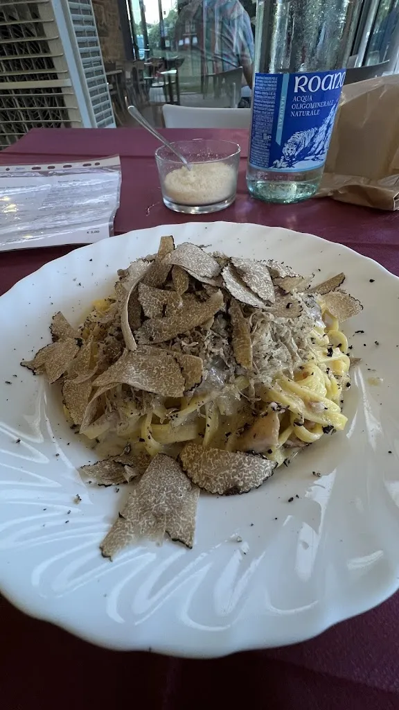 Hamid Figueroa_Osteria del Lago_Monte San Martino_review