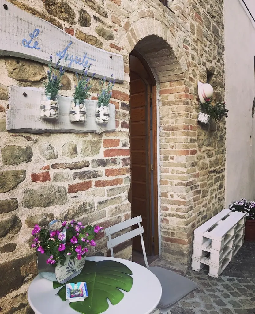 Le Segrete di Palazzo Urbani_Monte San Martino_slider_image_1