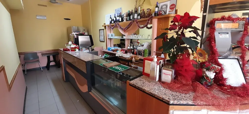 Pizzeria Luca E Cristiana restaurant in Monte San Giusto