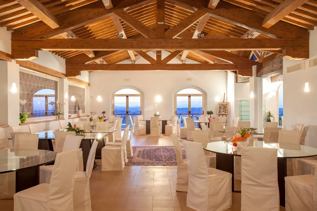 Ristorante Erard_Montecarotto_slider_image_1