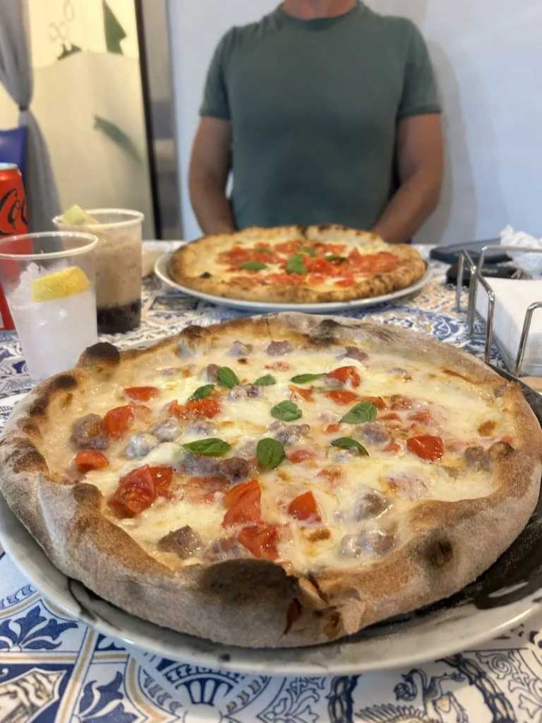 Ale Reategui Rodriguez_Pizzeria Raggio di Sole_Casarano_recensione