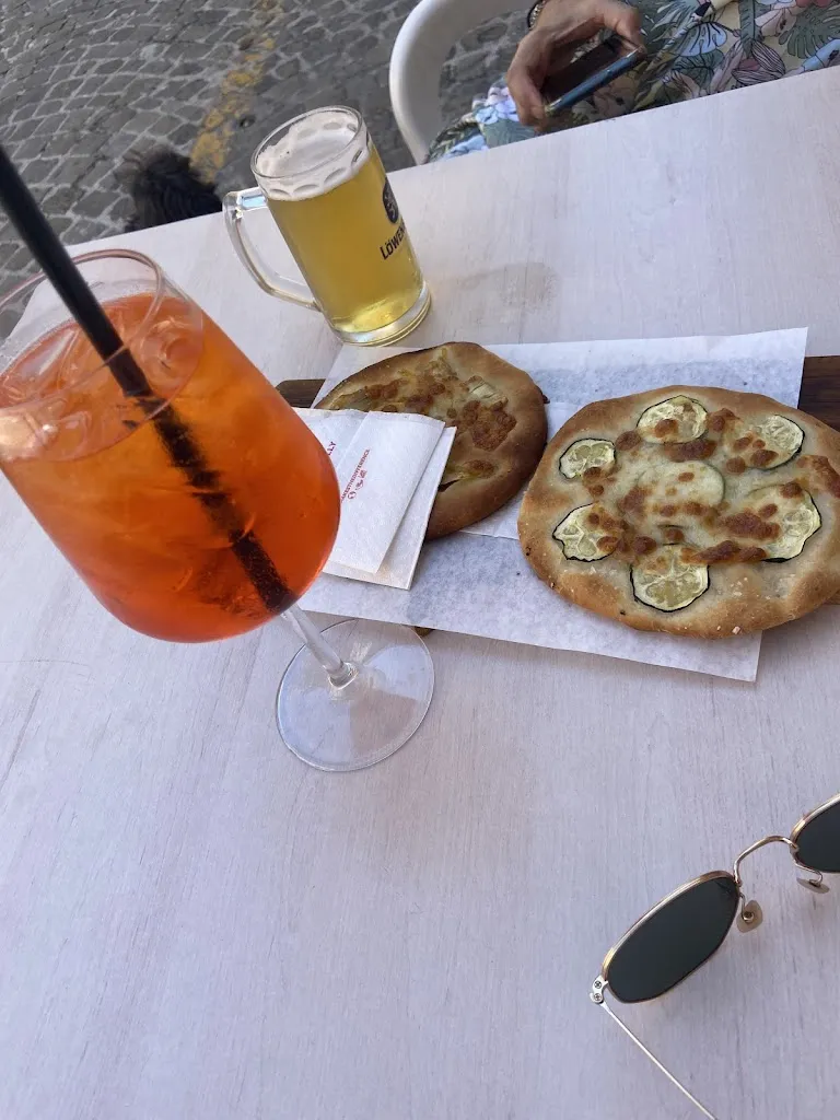 Irene Gucciardi_History Caffè Montecassiano_Montecassiano_review