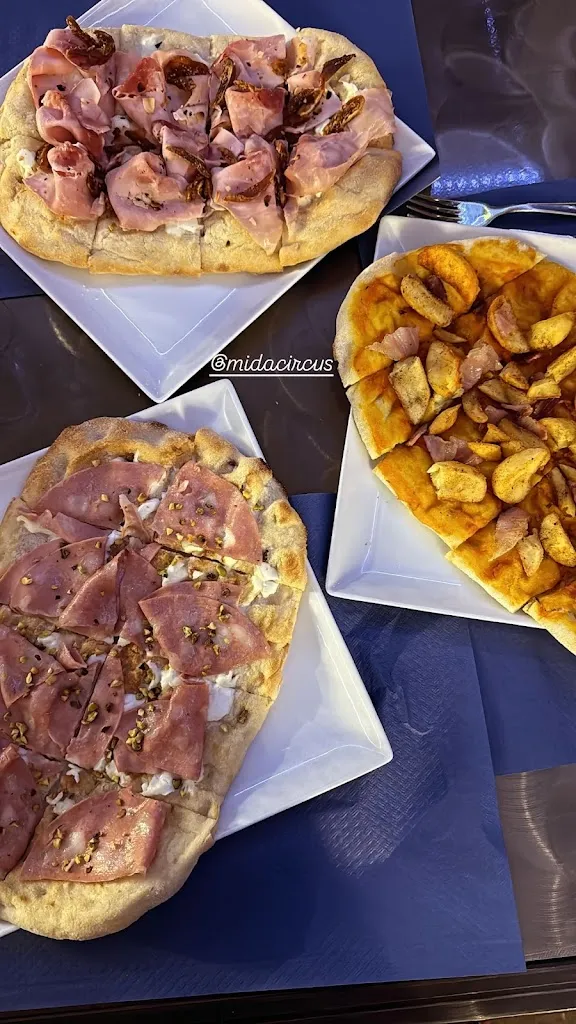 Angelica Depalo_MîDà Social Pub_Montecassiano_review