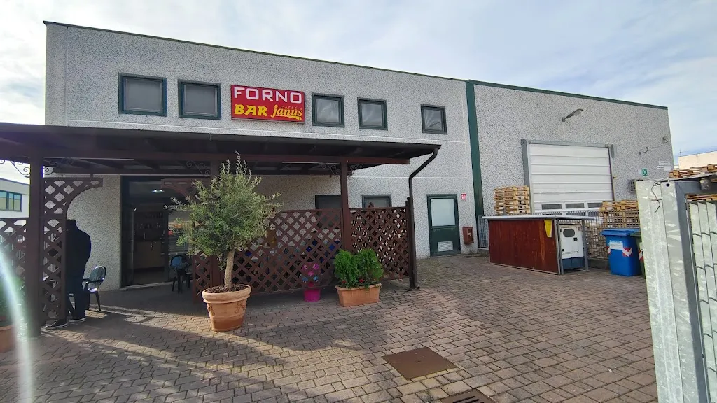 Forno Bar restaurant in Montecassiano