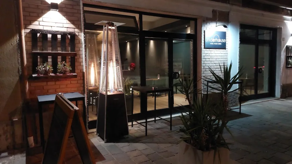 Underhouse restaurant in Montecassiano