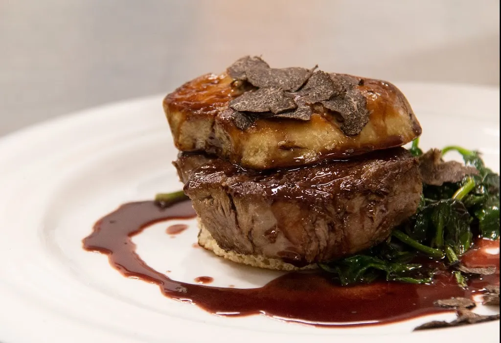 Due Cigni Il Ristorante_Montecosaro_slider_image_2