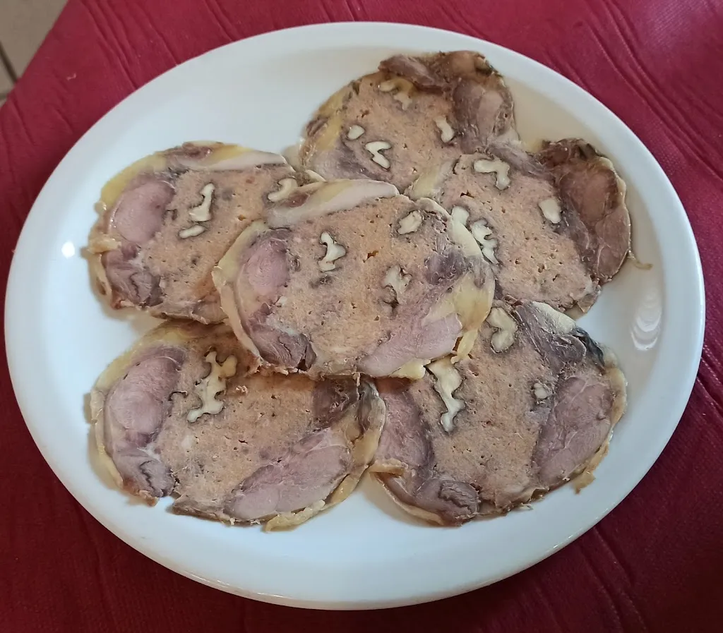 Alfredo Maulo_Agriturismo i porfiri_Montecosaro_review