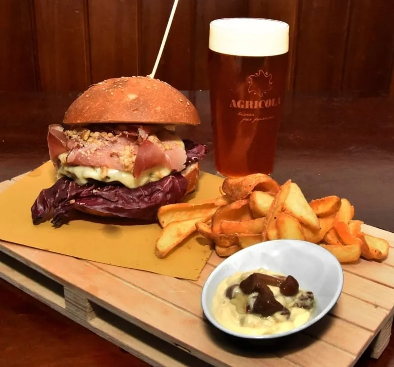 The Shakespeare Pub_Casarano_slider_image_2