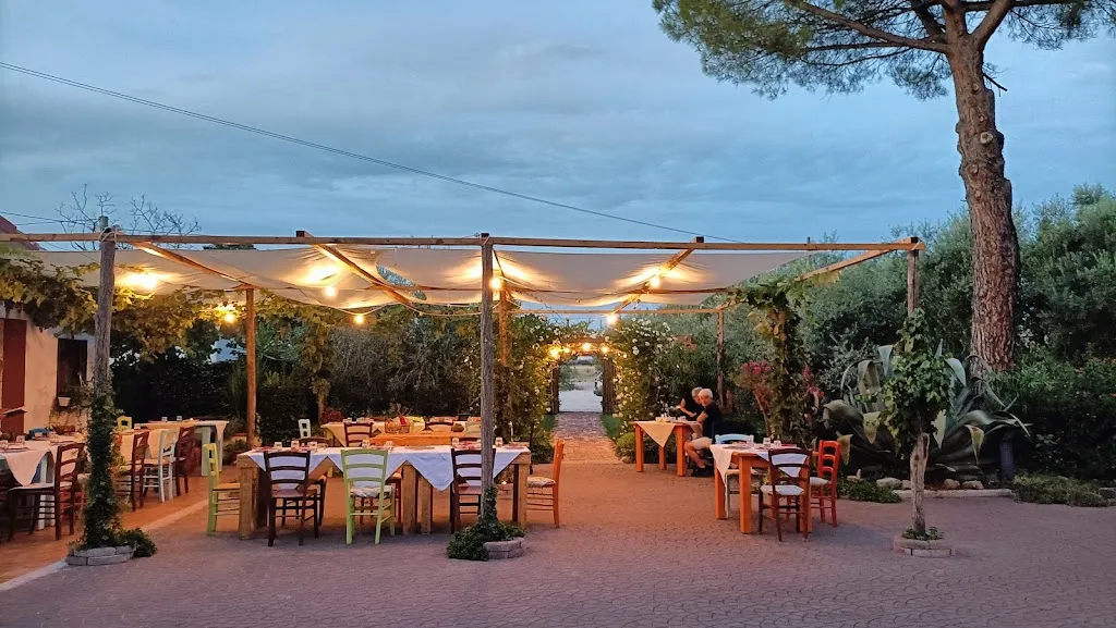 Country House Il Giardino di Mavi_Monte Urano_slider_image_1