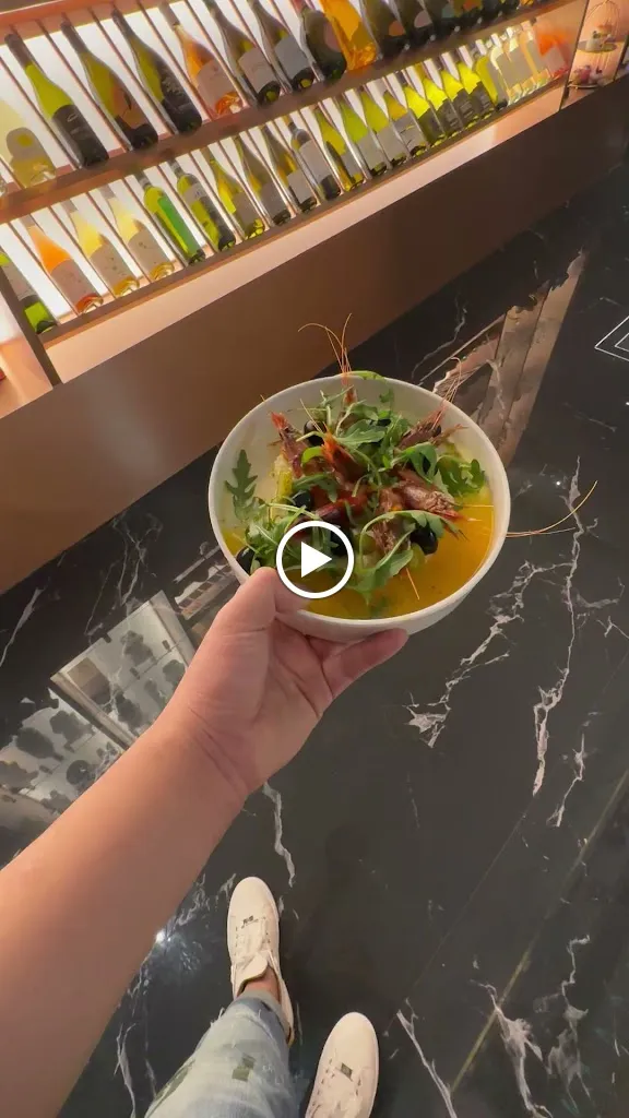 Yaya Sushi_Monte Urano_slider_image_2