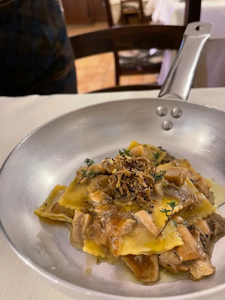 Francesco Ricotta_Verde Pistacchio di Girotti L. e Garcon F. S.N.C._Monte Urano_review