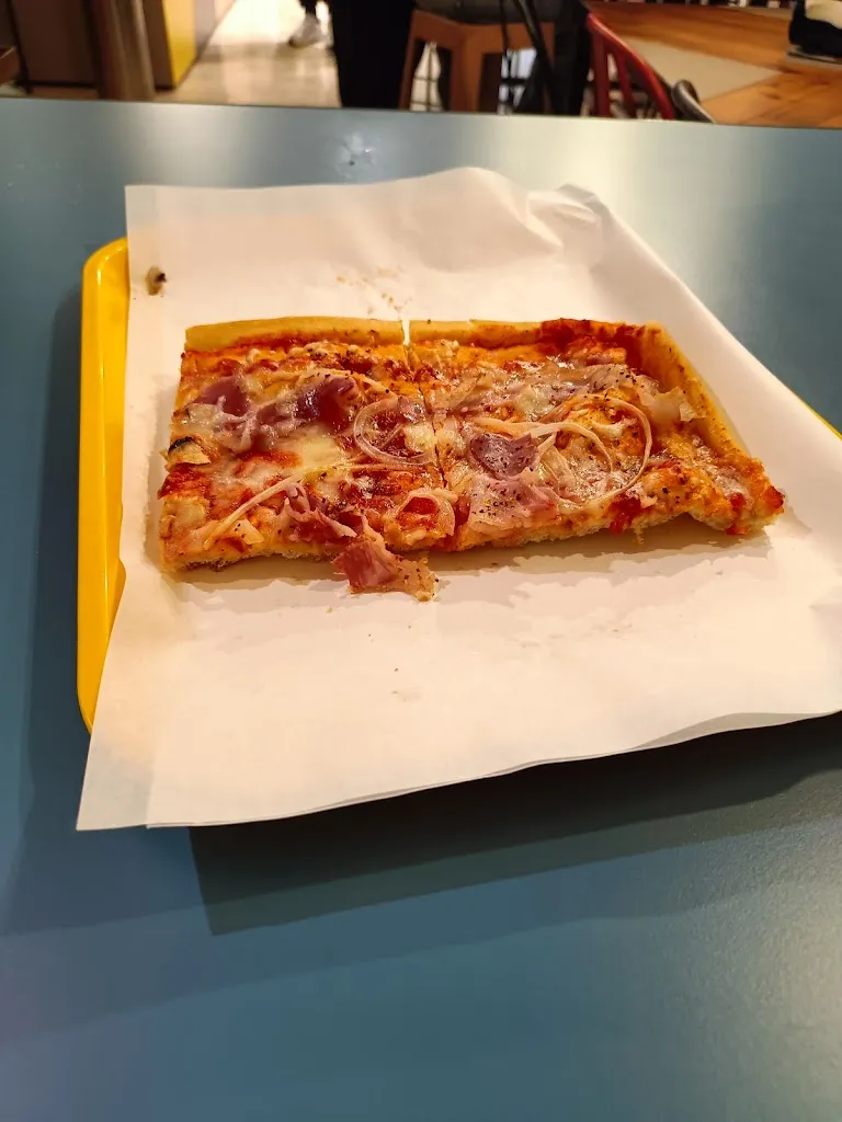 Pizza Ti Amo_Monte Urano_slider_image_2