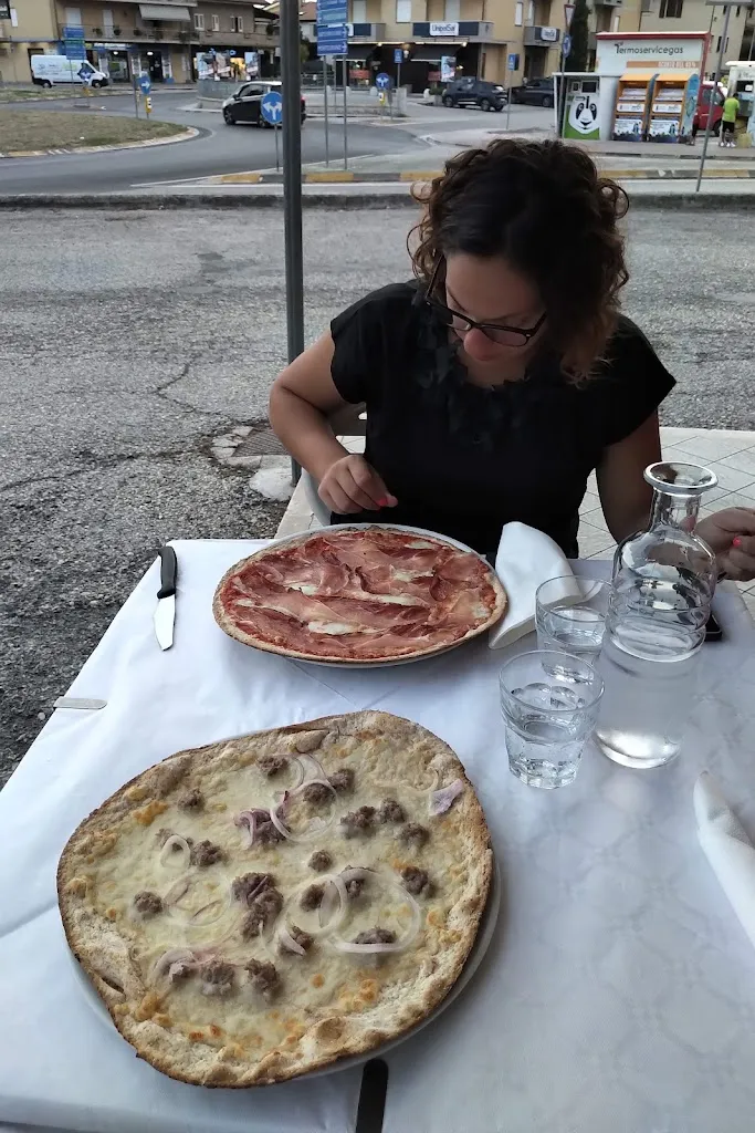 Hugo Danielson_IL Priore_Monte Urano_review