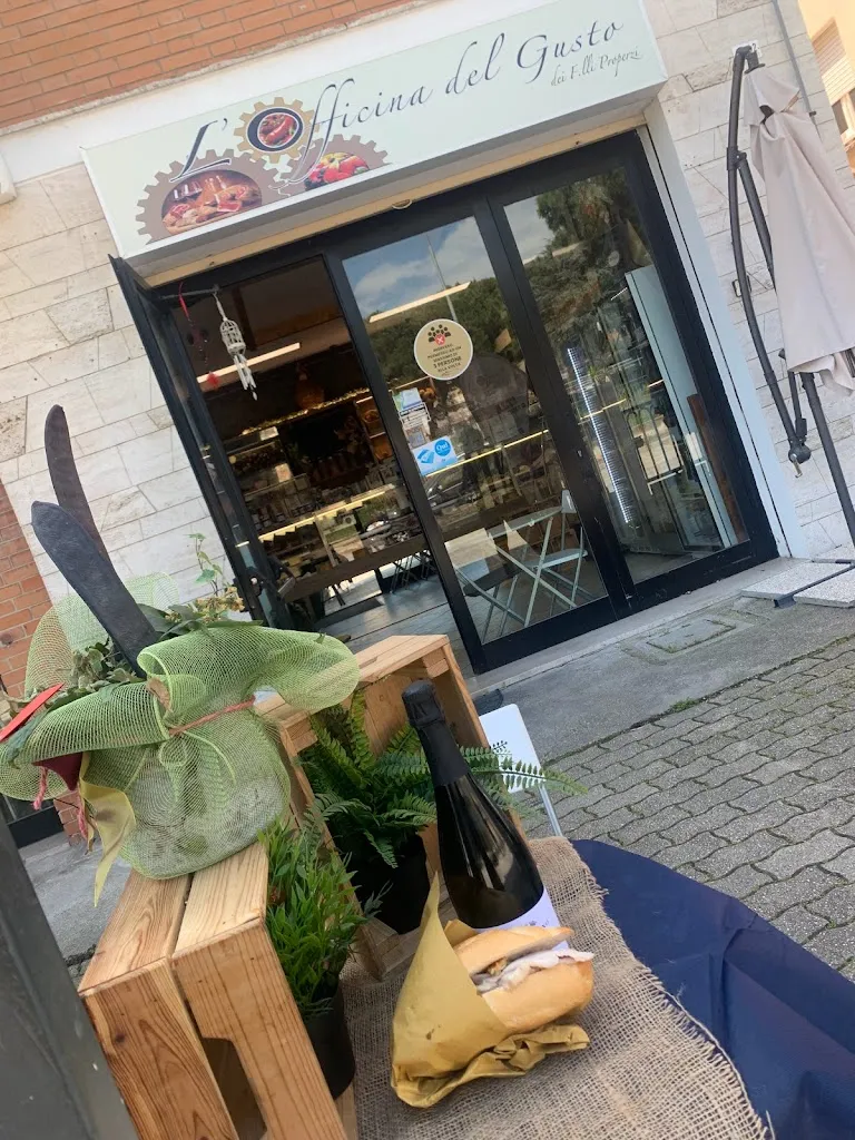 HELIOS_BRACERIA restaurant in Monte Urano