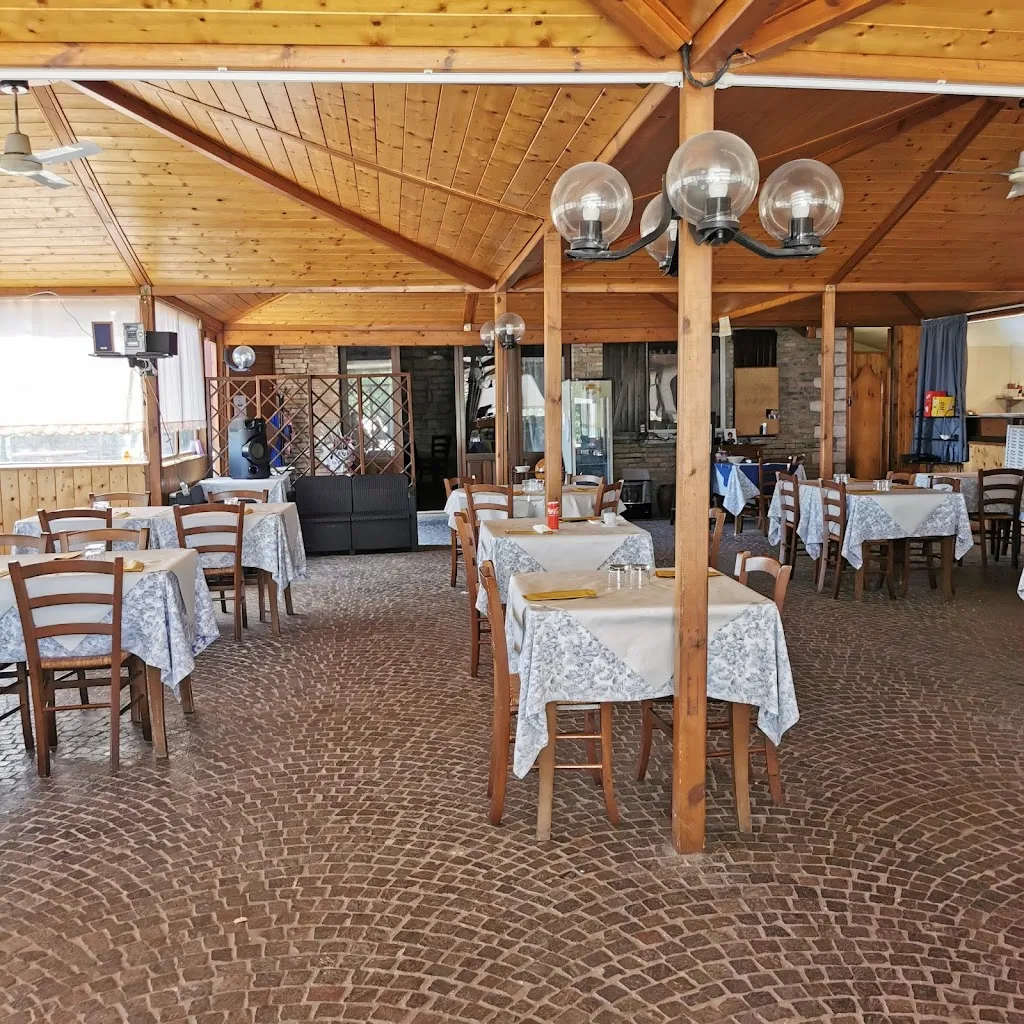 Ristorante Pizzeria La Locanda restaurant in Montefelcino