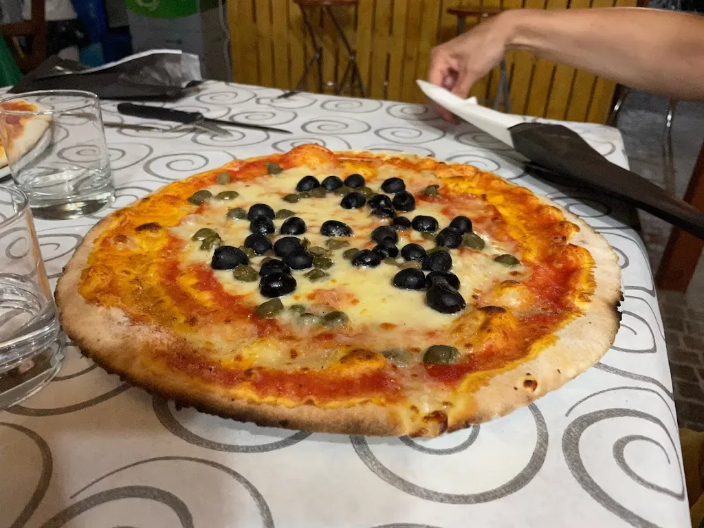 Ristorante Pizzeria La Locanda_Montefelcino_slider_image_3