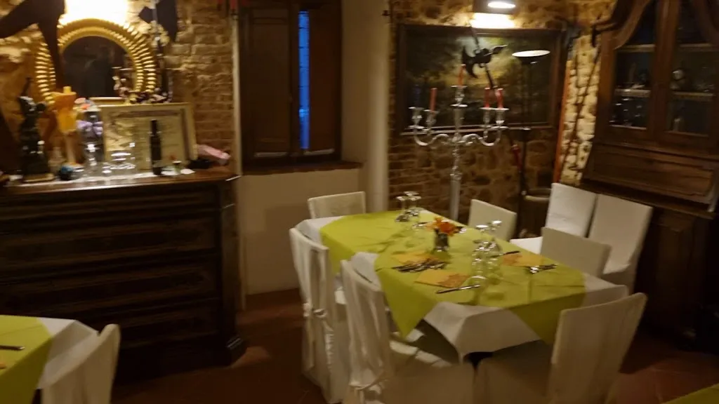 Nicola S_La Torre Sibilla Montefortino_Montefortino_review