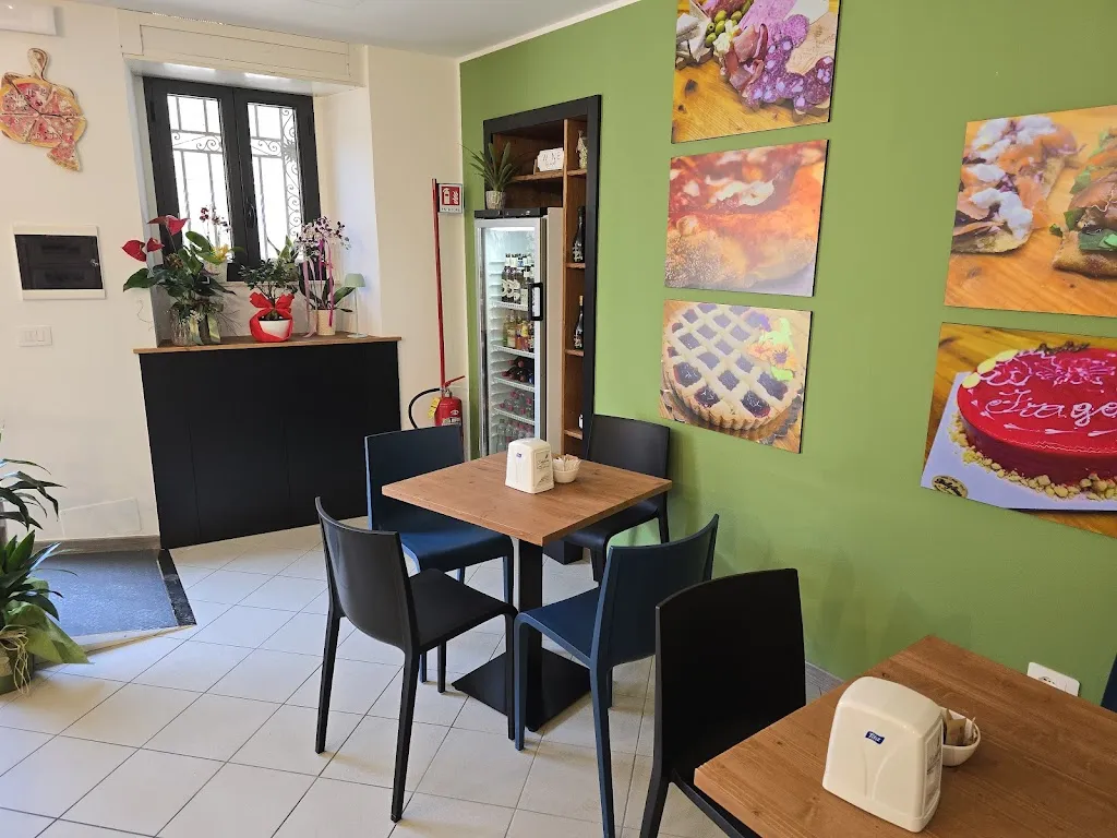 Pizzeria Capricci di Gola_Montelparo_slider_image_1