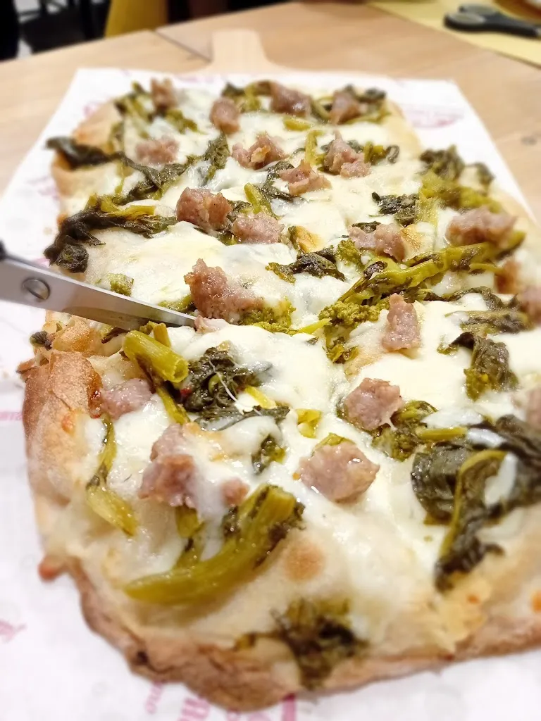 Kelda Wallis_PIZZA FACTORY - PIANE DI MONTEGIORGIO_Montegiorgio_review