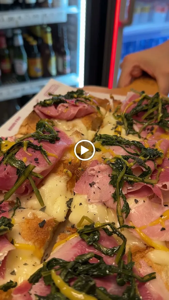 PIZZA FACTORY - PIANE DI MONTEGIORGIO_Montegiorgio_slider_image_2