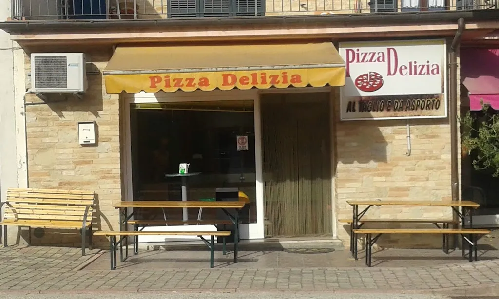 Pizza Delizia Di Otazu Viviana Beatriz_Montegiorgio_slider_image_3