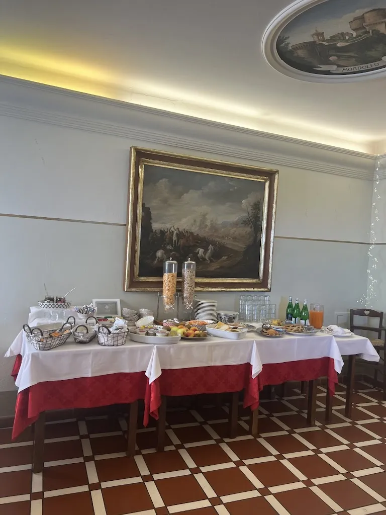 Varvara Fedorova_Albergo Diffuso Borgo Montemaggiore_Montemaggiore al Metauro_review