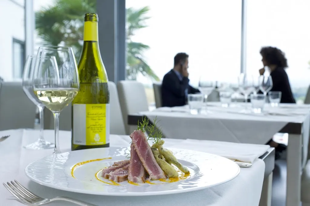 Mediterraneo Restaurant - Hotel Horizon_Montegranaro_slider_image_2