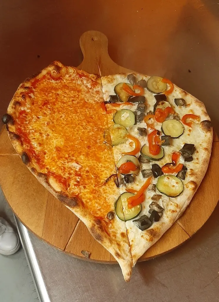 Menu_Pizza Regina_Montegranaro_image_7