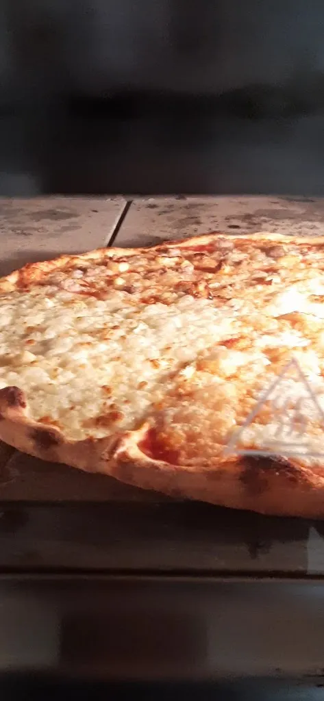 Pizza Regina_Montegranaro_slider_image_2