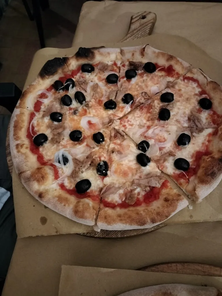 Be Cazzi Tua_Pizzeria Del Borgo_Montelupone_review