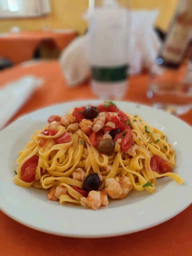 Caffe' Centrale S.R.L._Monteprandone_slider_image_2